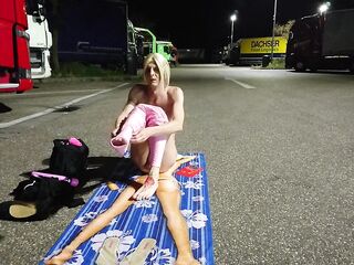 Exposed by the truckers