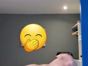 Gape et pets anal pendant que je me gode le cul