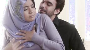 Petite Arabic housewife Aaliyah Hadid is willing to do anything I want so her hubby
