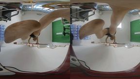 3DVR180 ERER BAREFOOT POV Trampling 1