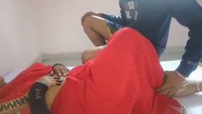 Desi Aunty in Red Saree Lifted Her Legs and