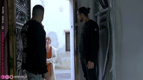 une touriste baisee par deux espagnols tres chauds premium