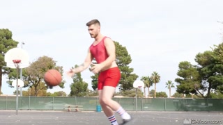 SHOWERBAIT Bleached Jock Goes 1 On 1 With His Buddy's Cock In The Shower