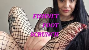 Fish net foot scrunch