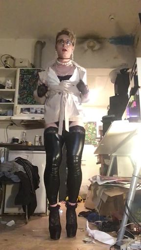 Sissy fag, Jes Slutty Dance