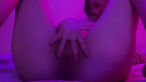 at night i show how much i love to masturbate while my parents are not at home - arina fox