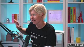 Lilly Bell Exhibitionism, Sexting, & Empowerment | the Adult Time Podcast