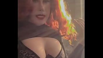 Nice Sun to show big ass and big tits