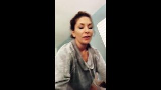 Blowjobs &#8211; POV-Anal-Selbstgemachter Film von einem jungen Mädchen, das in den Arsch gefickt wird