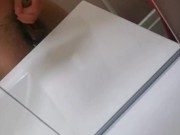 vi mostro il mio culo peloso e mi tocco un pò il cazzo