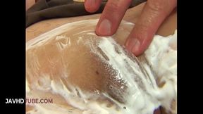 Himena Ebihara Shaves Her Pink Pussy before Playing with a Vibrator in Intimate Close Up