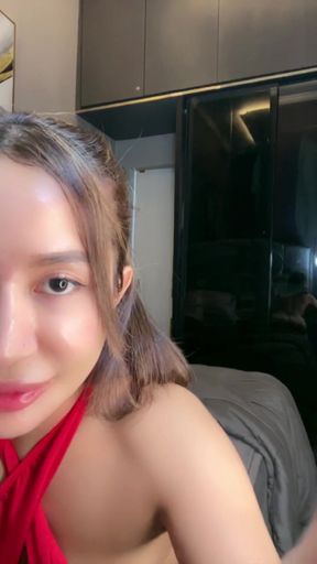 Emotional moment from &quot;Cute girl from indonesia want to be fucked&quot;