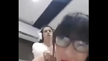 Por atr&aacute_s m&aacute_s rico