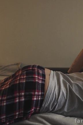 Morning Routine. the Deep Voice of a Young Handsome Femboy Wakes You up From Bed. He Moans Loudly When Cum