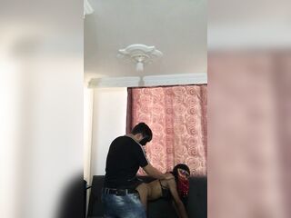 I make a clip with my friend and I fill her twat