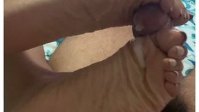 Who’s the Boss (Footjob)