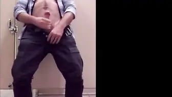 Bearded Daddy Masturbates in Work Restroom