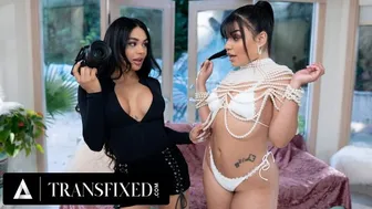 Stacked photographer Eva Maxim creampies PAWG model Summer Col in steamy photoshoot