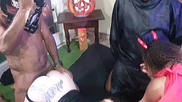 Halloween 2022 da Paty Bumbum parte 2 . Lorrany Exotica - marcio baiano official - Eliane Furacao - El Toro De Oro - Casal De Primos