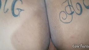 gordinha gostosa abriu a bunda e quicou deliciosamente