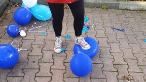 Public Balloon crushing in worn Converse 2Cam Angles