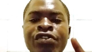 Filmato pubblico di giovani gay maturi che si fanno scopare duramente nel culo