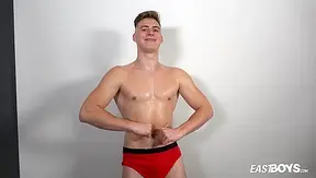 Jonathan Hicks Shows Off Massive Gains – Hung Jock Fully Naked – EastBoys