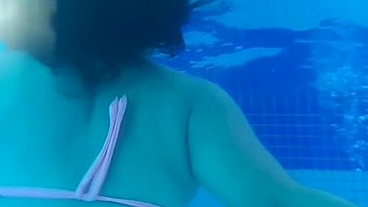 Alphacamsproductions - update #5 - EN LA PISCINA CON MI NOVIA PARTE 1 - Aug 28, 2023