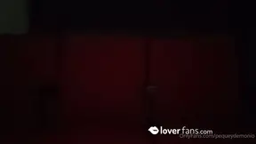 MANOSEADA EN EL CINE POR UN DESCONOCIDO. ALFINAL NOS MASTURBAMOS LOS DOS