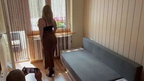 Hot Wife Gets Turned On During Photoshoot and Fucks Herself