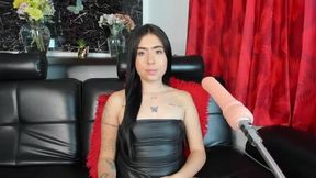 Sami Mari Private Show