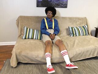 Dorky Darien Joins The Casting Bed