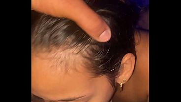 FOLLANDO EN CASA CON LA VECINA NUEVA QUE LLEGO A QUE LE. DIERA VERGA EN ESE CULO