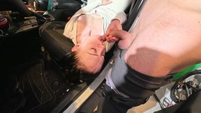 Stranger Got Into My Car Cum on Her Face