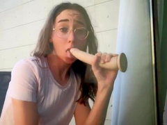 Amateur brunette ariana marie solo toying