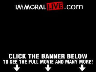 AJ Applegate and Tiffany Tyler eat a creampie from Alexis Monroe’s hawt cunt!