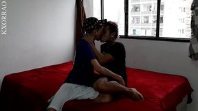 meu puto satifazendo meu convidado malokeiro! parte 1