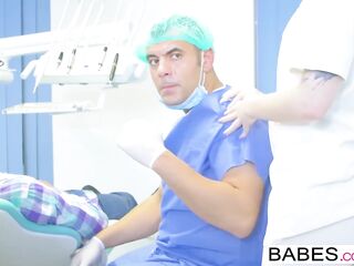 WOMEN NETWORK - Women - Office Obsession - Mischa Cross - Oral-Job Fixation