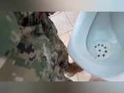 Mi amigo militar mostrando lo suyo 🍆🔥