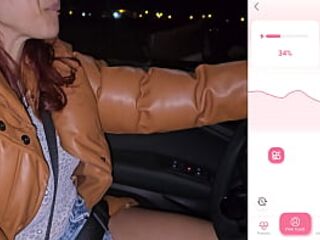 This chab masturbates me whilst I drive the car and walk outdoors