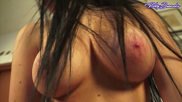 Luna Oara young Italian slut enjoys two cocks