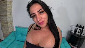 ela na sua primeira vez faz muito anal e leva uma gozada dentro - melissa oliveira