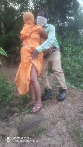 Sunita Rani ki chodae jangal me