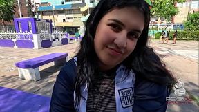 Follando a hincha de club peruano cerca al Matute (as&iacute_ celebra los goles)