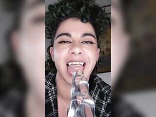 FtM Sloppy Oral Sucking with Fangs!