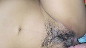 follandome a mi hermanastra por apuesta de partido de futbol!! me paga con su cono peludo y mojado!!