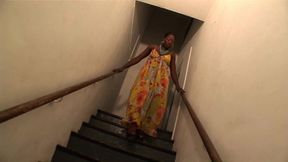 melvina raquel is a black british beauty that fucks in a broken down car