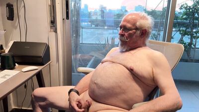 Happy New Year 1 month late. Welcum back!