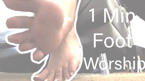 1min Foot Worship!