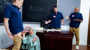 Exquisite Kiki Cali - curvy dirt - Hijab Hookup